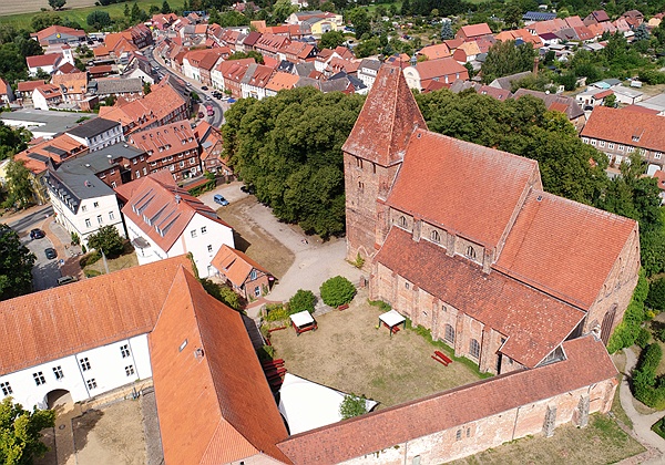 Luftaufnahmen von Dörfern, Städten und Landschaften - Rehna und Umgebung